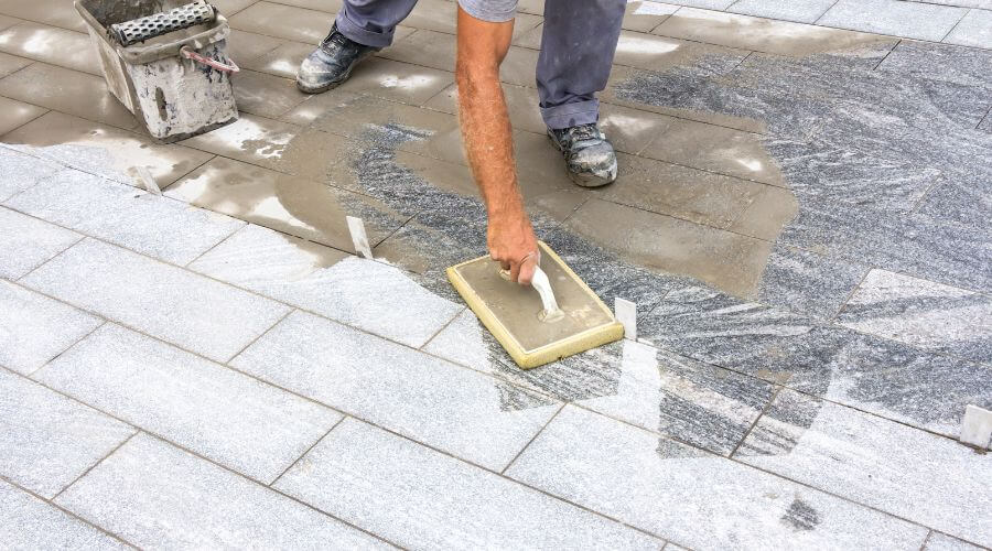 Professional gutter cleaning in Dewitt, MI